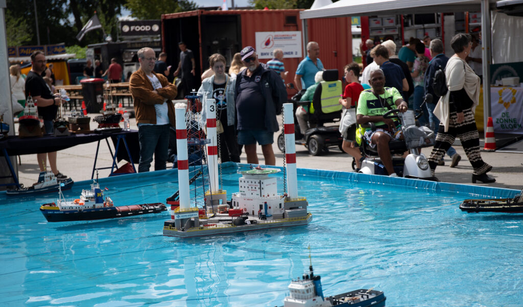 Modelboot Vereniging Hoogvliet